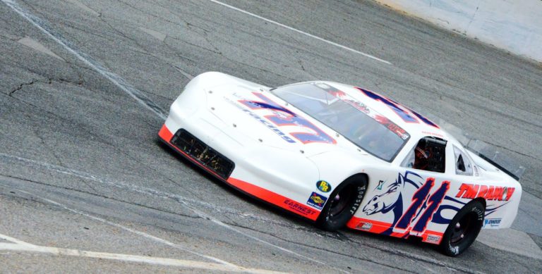 New Smyrna Speedway Kicks Off Massive 2019 Schedule with Red Eye 50/50 and World Series